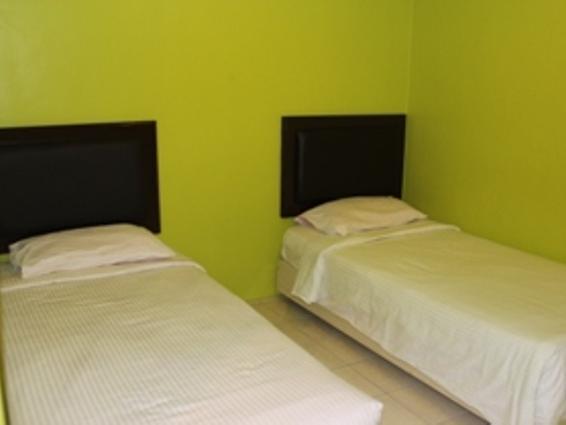 Yh Hotel Kuala Selangor Extérieur photo